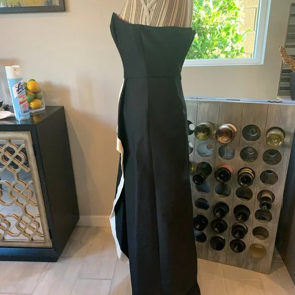 Halston Heritage Strapless Structured Gown NWT - Picture 7 of 13